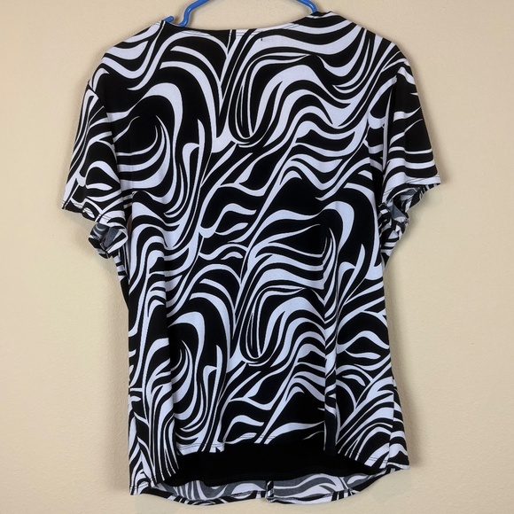 Notations Black/White Zebra Print Stretch Pullover Blouse w/ Built In Cami - Picture 10 of 13